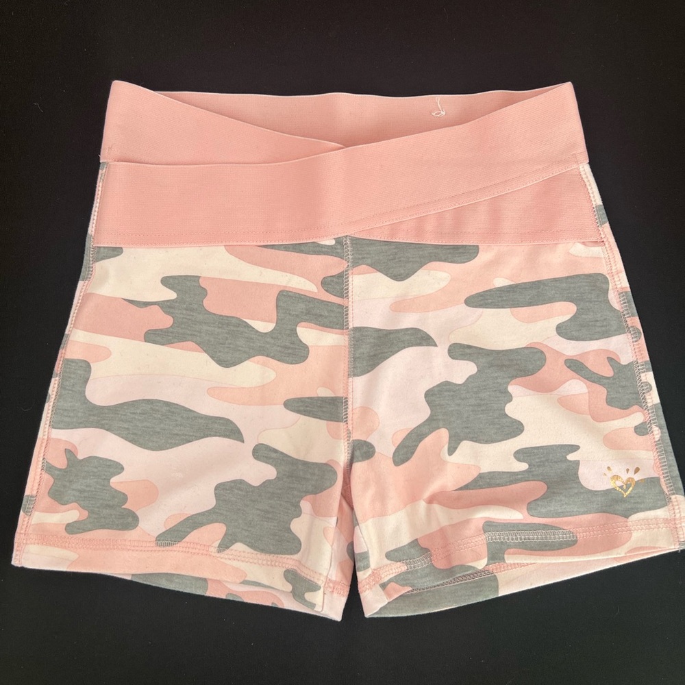 Justice Pink Camo girls Shorts